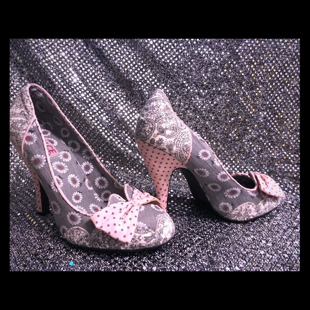 Dolce by mojo moxy pumps